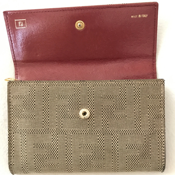Authentic Fendi Logo canvas and leather wallet - Picture 7 of 9